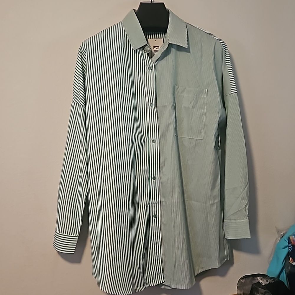 12th Tribe woman button up shirt  NEW